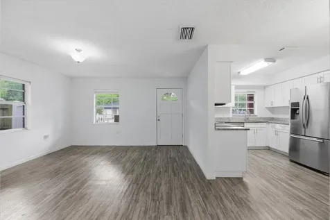3204 E Lambright Street Tampa FL 33610