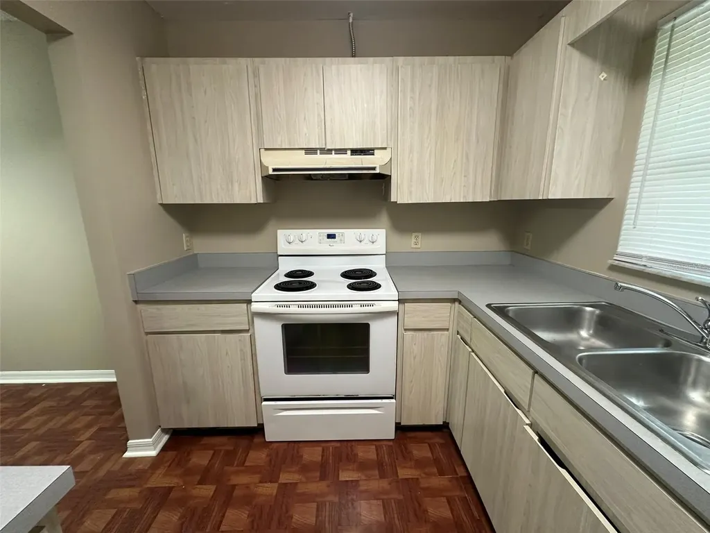2422 NW 4th Terrace Gainesville FL 32609