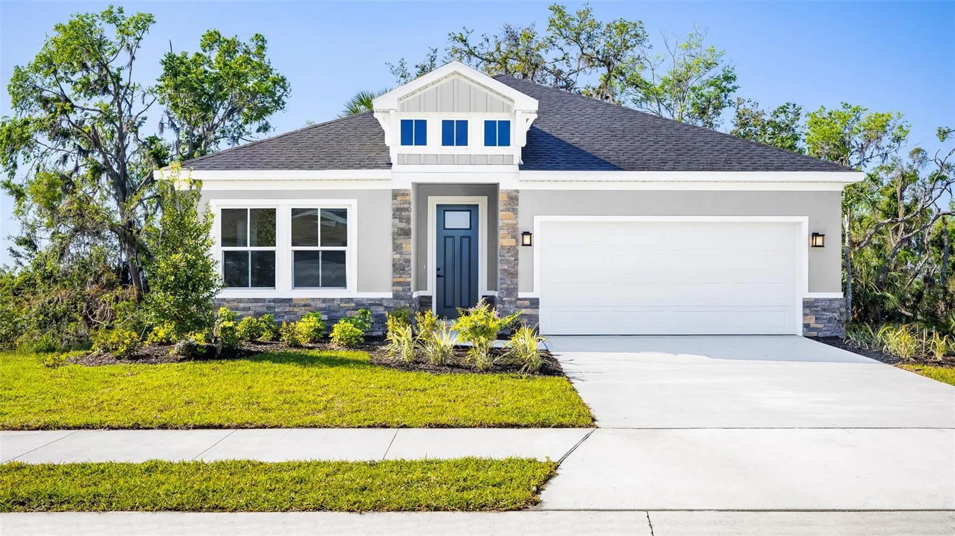 22174 Pine Grove Loop Leesburg FL 34748