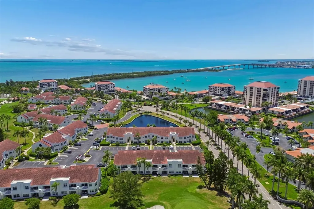 6085 Bahia Del Mar Boulevard St Petersburg FL 33715