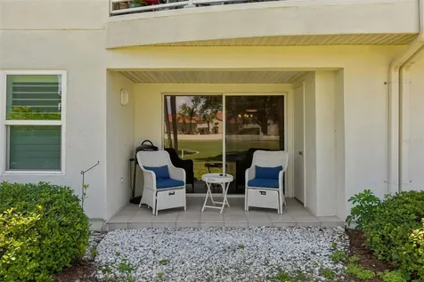 6085 Bahia Del Mar Boulevard St Petersburg FL 33715