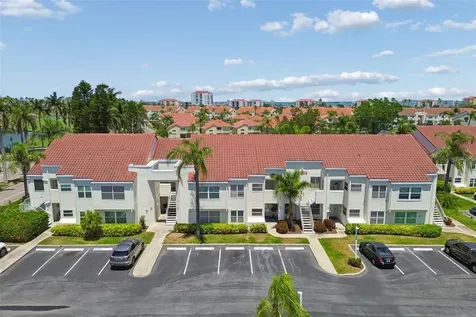 6085 Bahia Del Mar Boulevard St Petersburg FL 33715