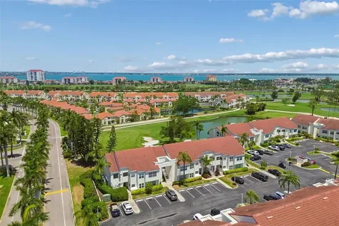 6085 Bahia Del Mar Boulevard St Petersburg FL 33715