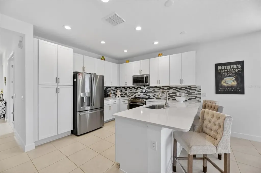 4915 Sienna Isles Avenue Wimauma FL 33598