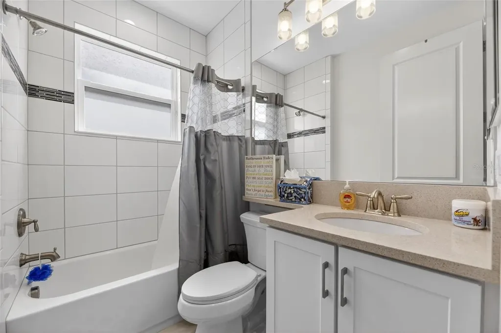 4915 Sienna Isles Avenue Wimauma FL 33598