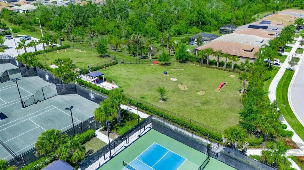 4915 Sienna Isles Avenue Wimauma FL 33598