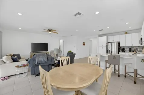 4915 Sienna Isles Avenue Wimauma FL 33598