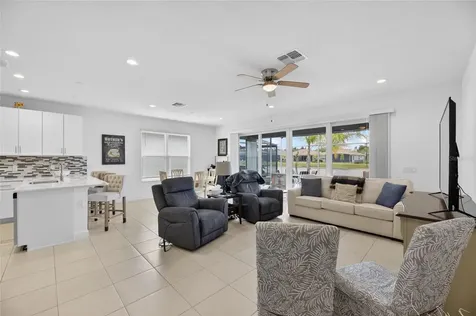 4915 Sienna Isles Avenue Wimauma FL 33598