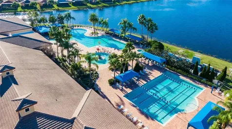 4915 Sienna Isles Avenue Wimauma FL 33598