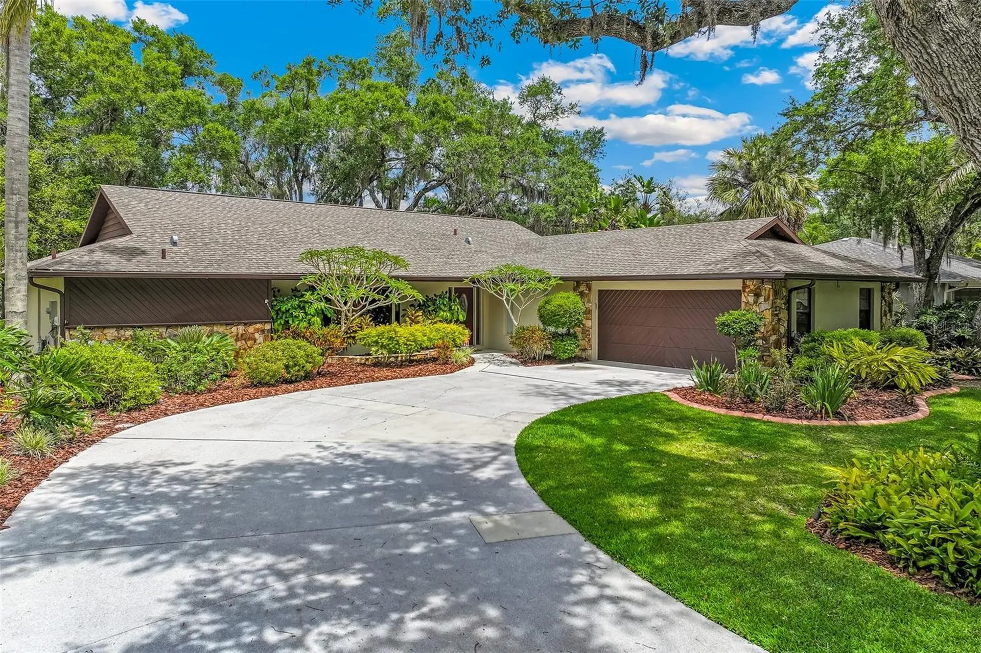 4587 Friar Tuck Lane Sarasota FL 34232