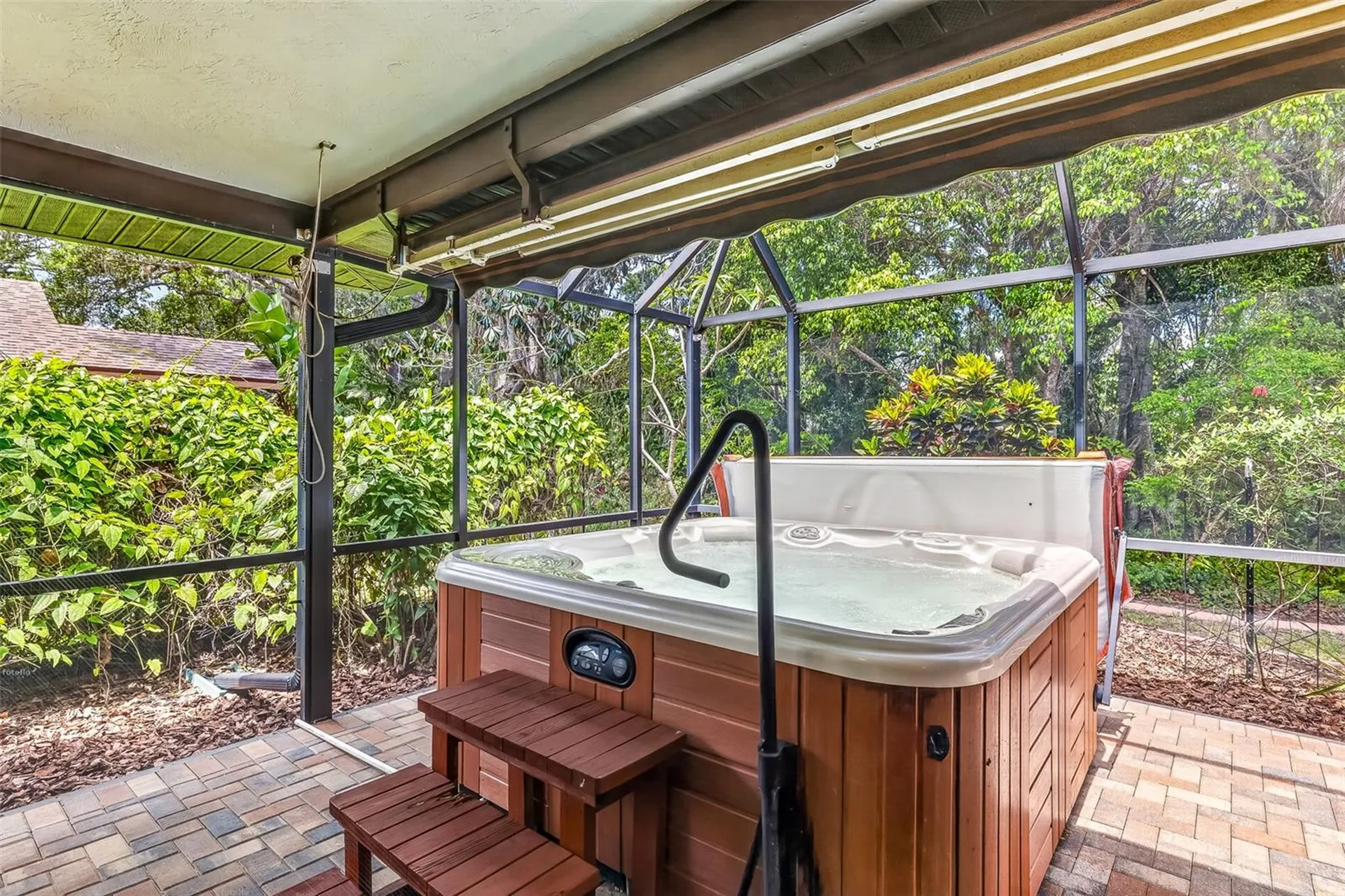 4587 Friar Tuck Lane Sarasota FL 34232