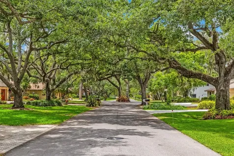 4587 Friar Tuck Lane Sarasota FL 34232