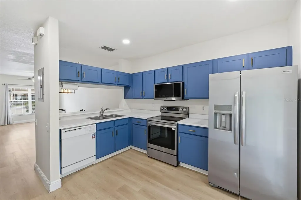 1141 Kennewick Court Wesley Chapel FL 33543