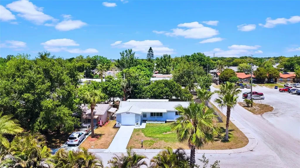 5325 Devries Drive New Port Richey FL 34652