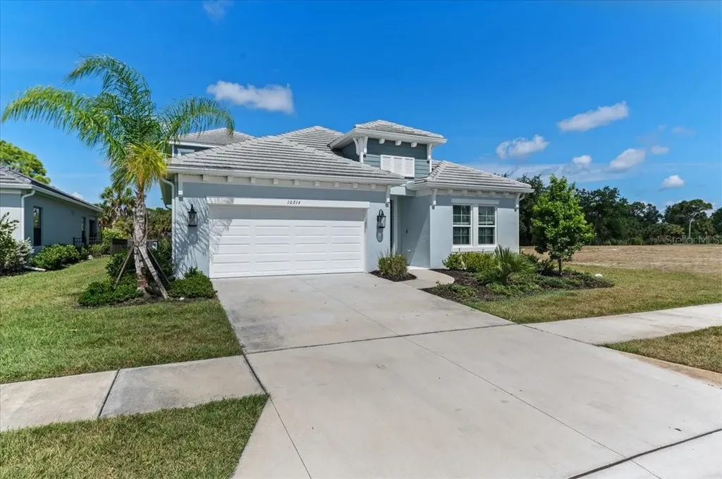 10214 Crystal Isles Circle Sarasota FL 34241