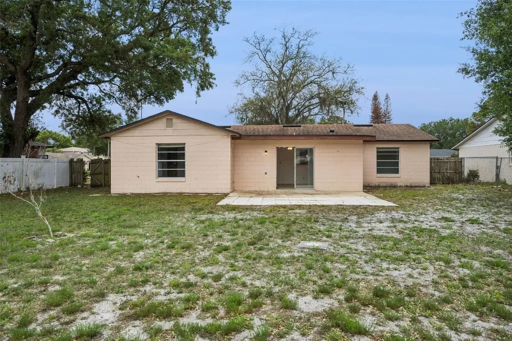 8723 Hill Pine Road Orlando FL 32825