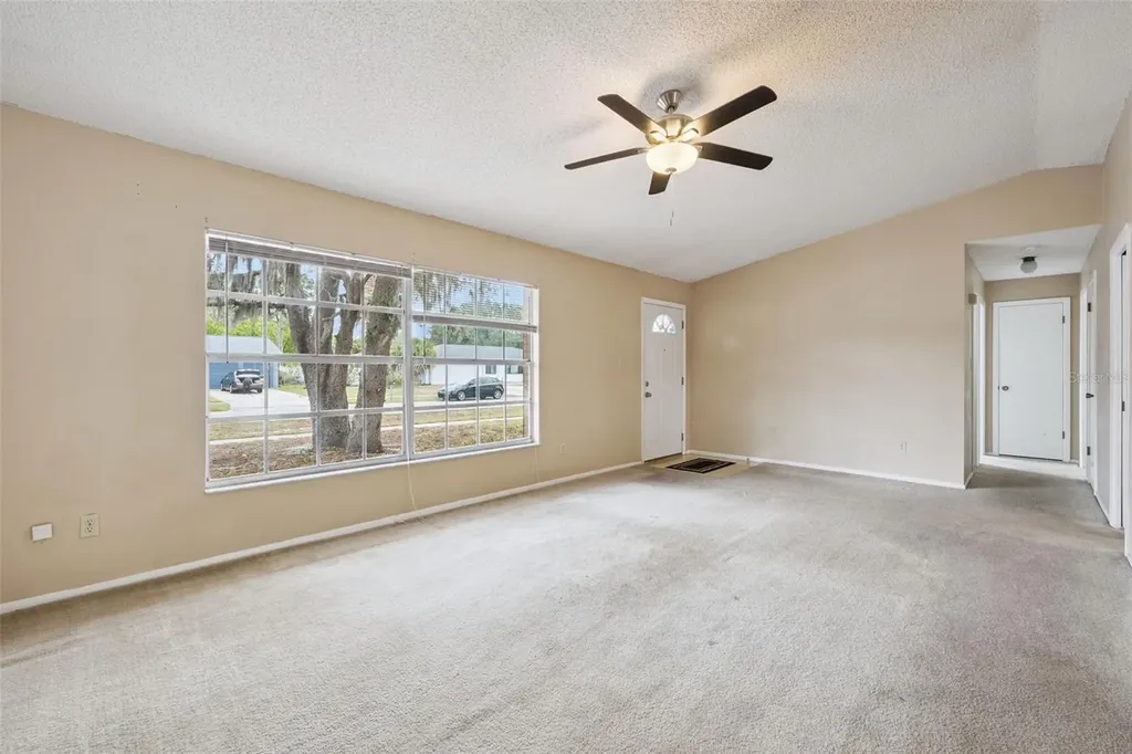 8723 Hill Pine Road Orlando FL 32825