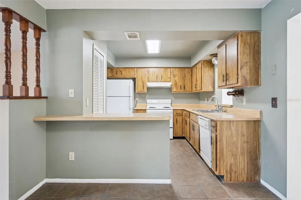 8723 Hill Pine Road Orlando FL 32825