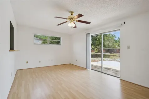 8723 Hill Pine Road Orlando FL 32825