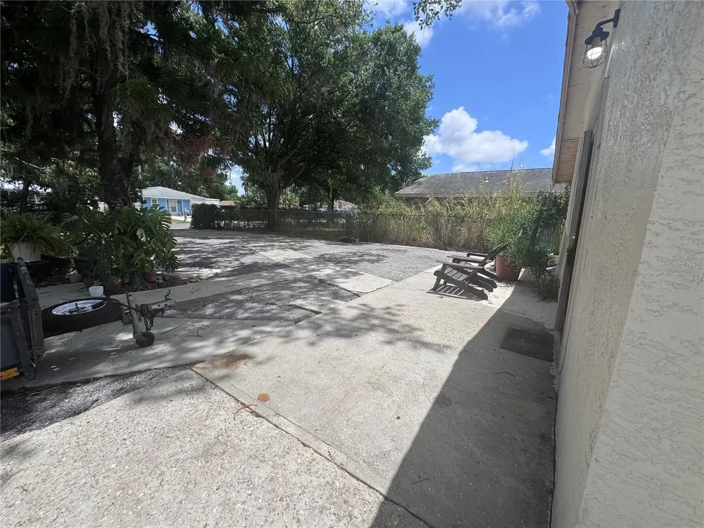 3520 19th Street E Bradenton FL 34208