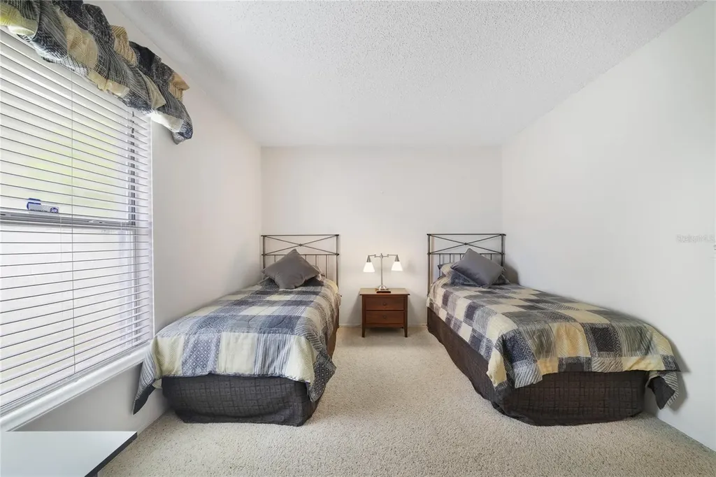 2382 Queenswood Circle Kissimmee FL 34743