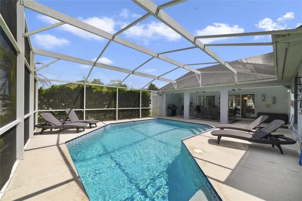 2382 Queenswood Circle Kissimmee FL 34743