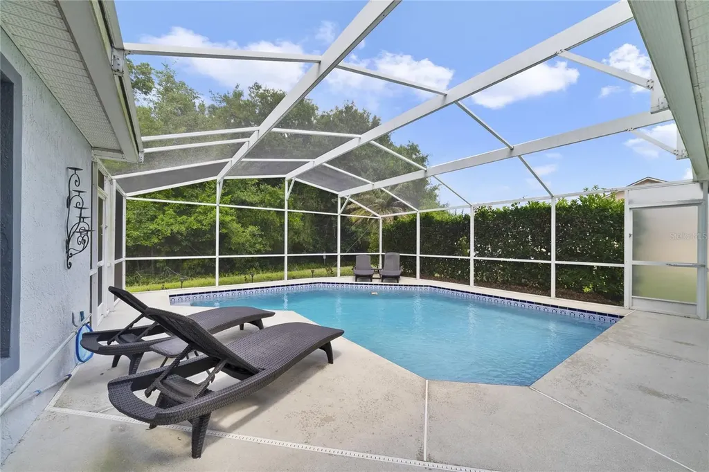 2382 Queenswood Circle Kissimmee FL 34743