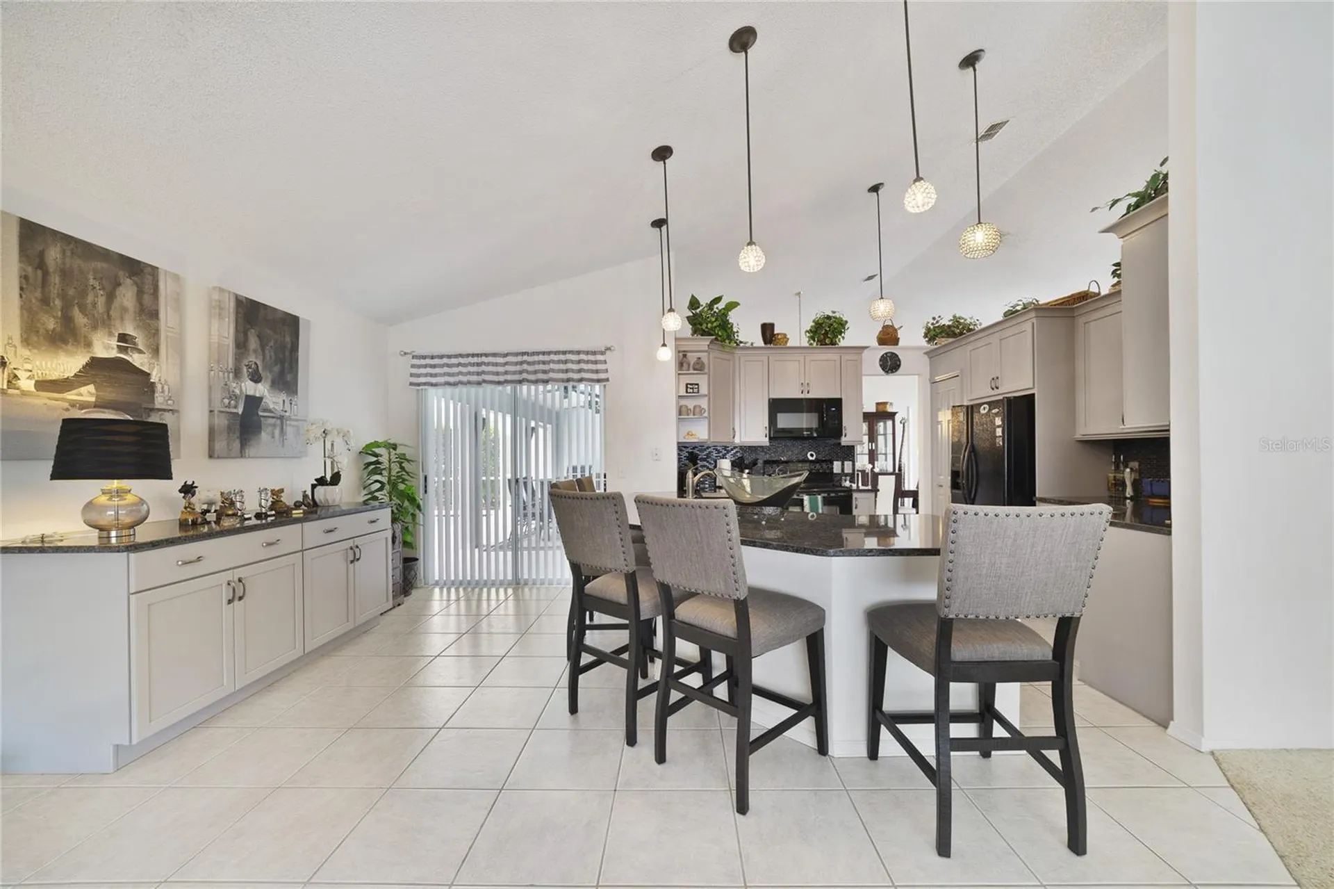 2382 Queenswood Circle Kissimmee FL 34743