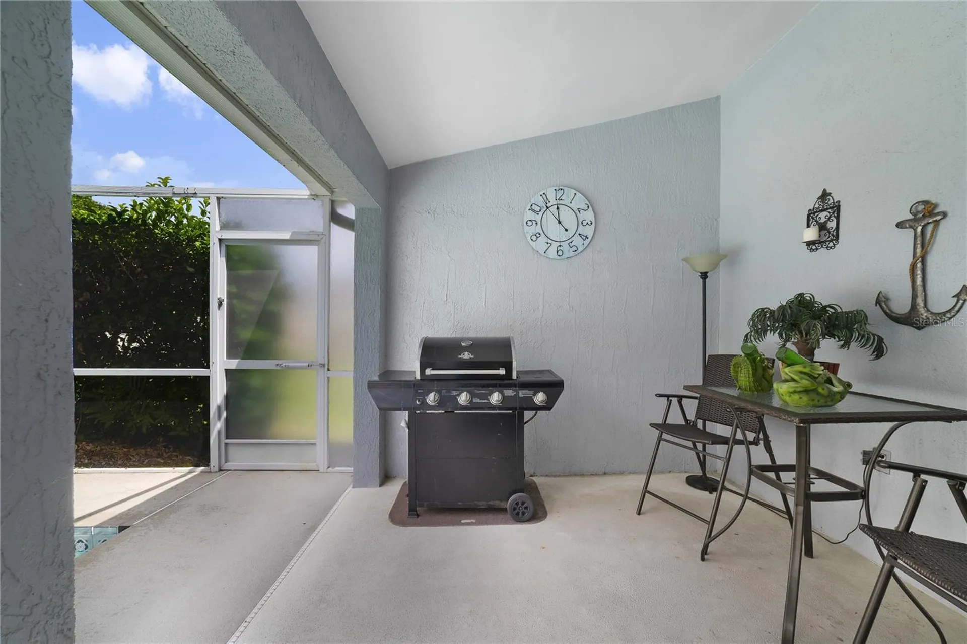 2382 Queenswood Circle Kissimmee FL 34743