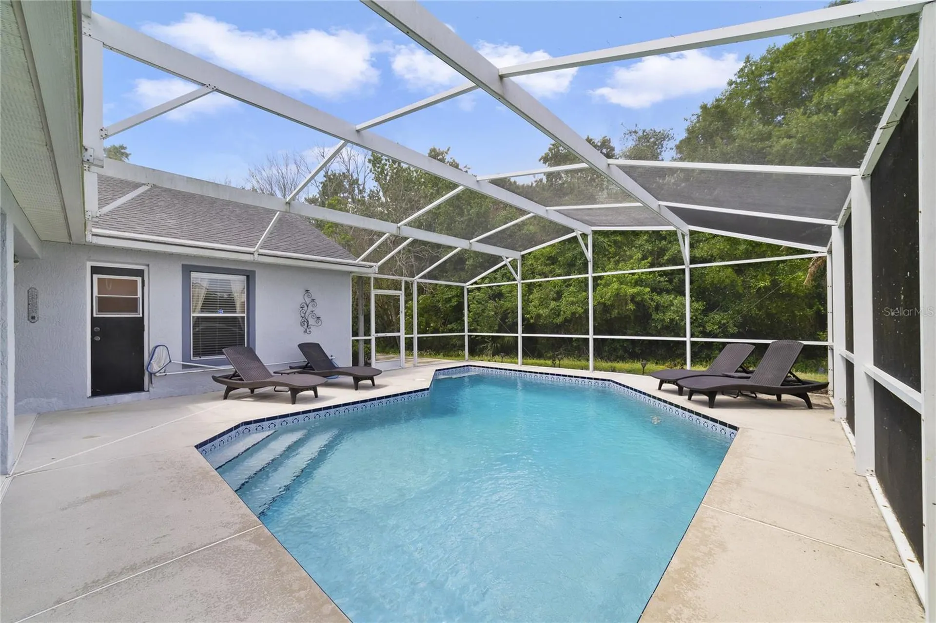 2382 Queenswood Circle Kissimmee FL 34743