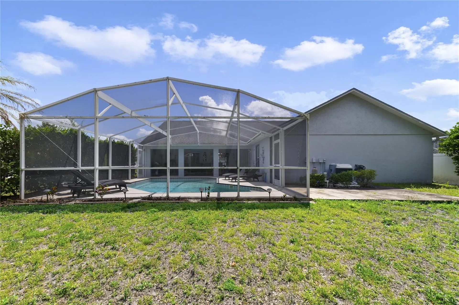 2382 Queenswood Circle Kissimmee FL 34743