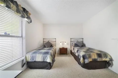 2382 Queenswood Circle Kissimmee FL 34743