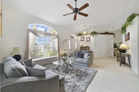2382 Queenswood Circle Kissimmee FL 34743