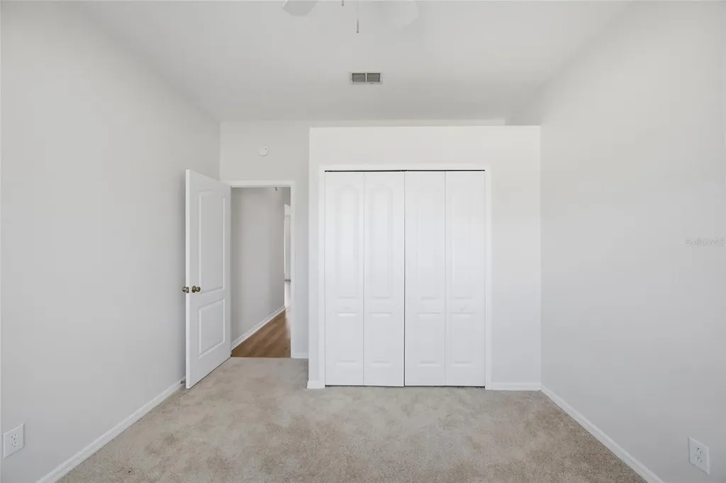 9307 Huntington Park Way Tampa FL 33647