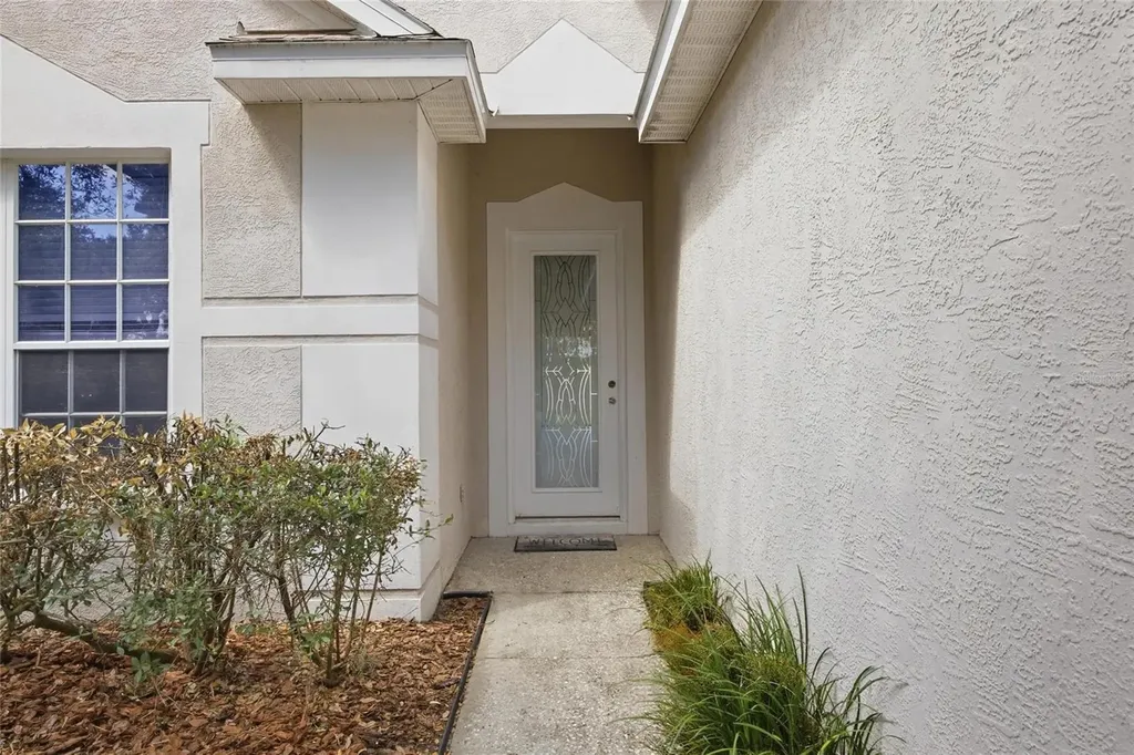 9307 Huntington Park Way Tampa FL 33647