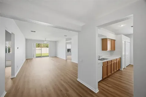 9307 Huntington Park Way Tampa FL 33647