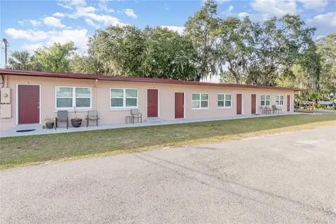 1401 E Alfred Street Tavares FL 32778