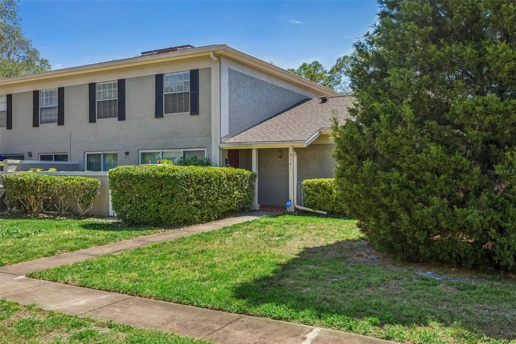 6341 Treetop Circle Temple Terrace FL 33617
