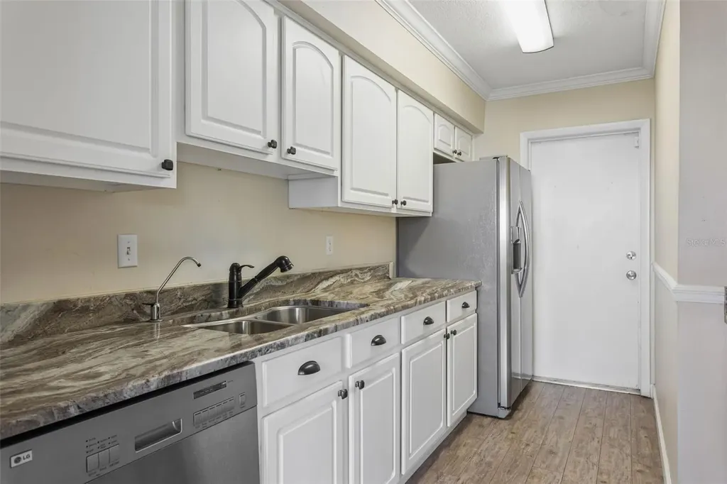 6341 Treetop Circle Temple Terrace FL 33617