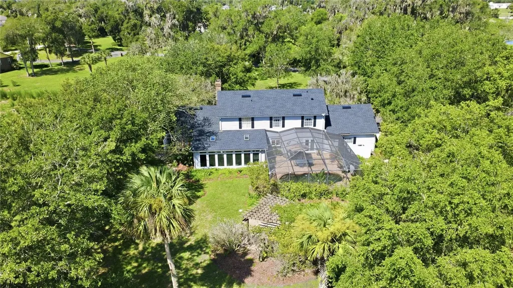 1245 Westoak Drive Deland FL 32720