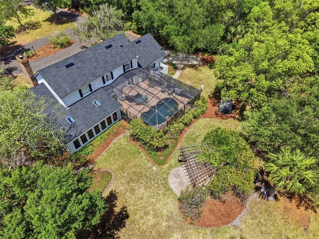 1245 Westoak Drive Deland FL 32720