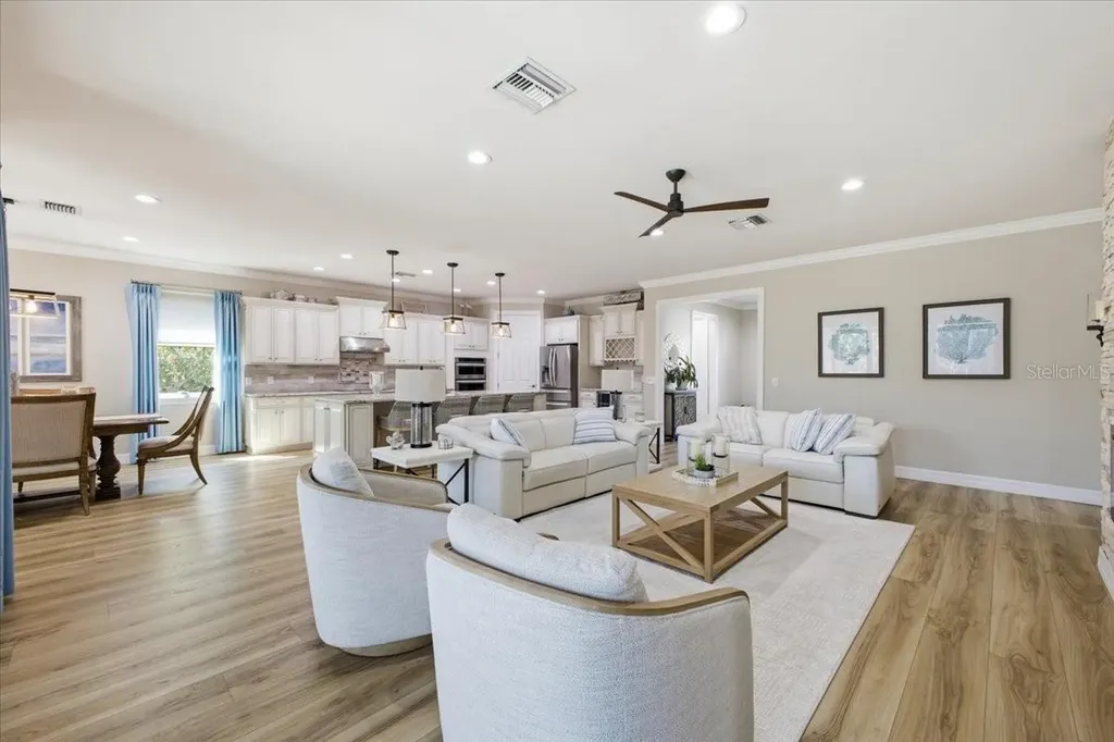 6143 Belina Court Sarasota FL 34238