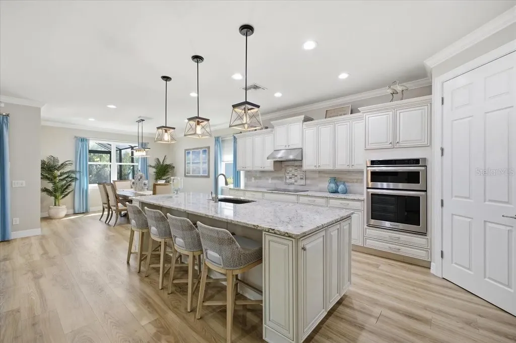6143 Belina Court Sarasota FL 34238