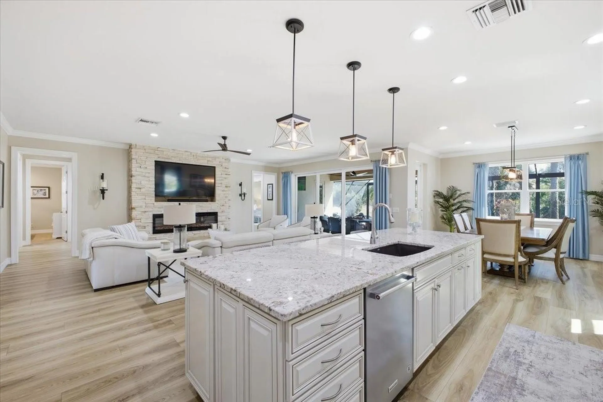 6143 Belina Court Sarasota FL 34238