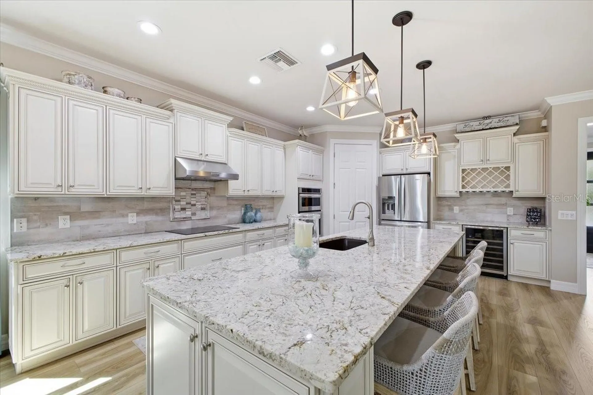 6143 Belina Court Sarasota FL 34238
