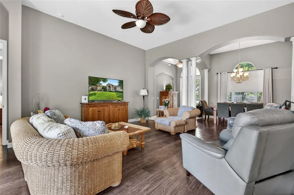 36806 Winfield Court Grand Island FL 32735