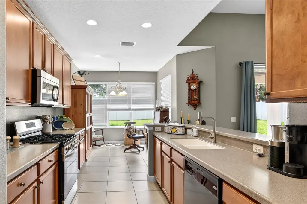 36806 Winfield Court Grand Island FL 32735