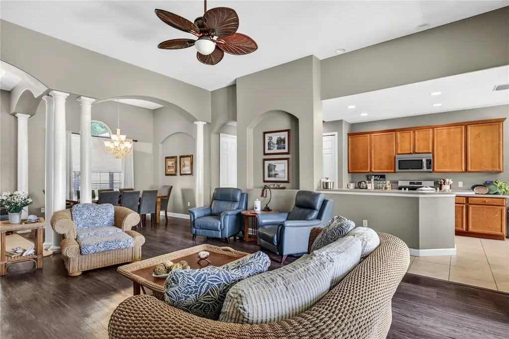 36806 Winfield Court Grand Island FL 32735
