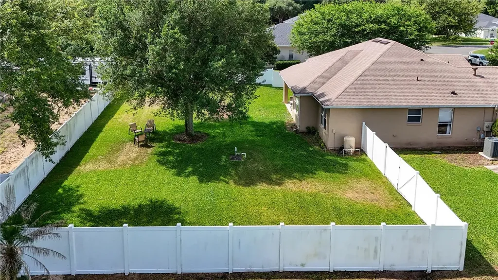 36806 Winfield Court Grand Island FL 32735