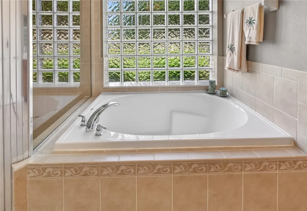 36806 Winfield Court Grand Island FL 32735